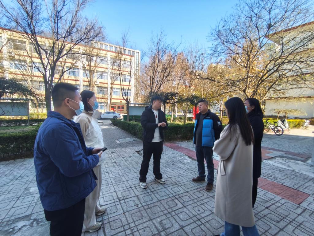 团委书记王冬